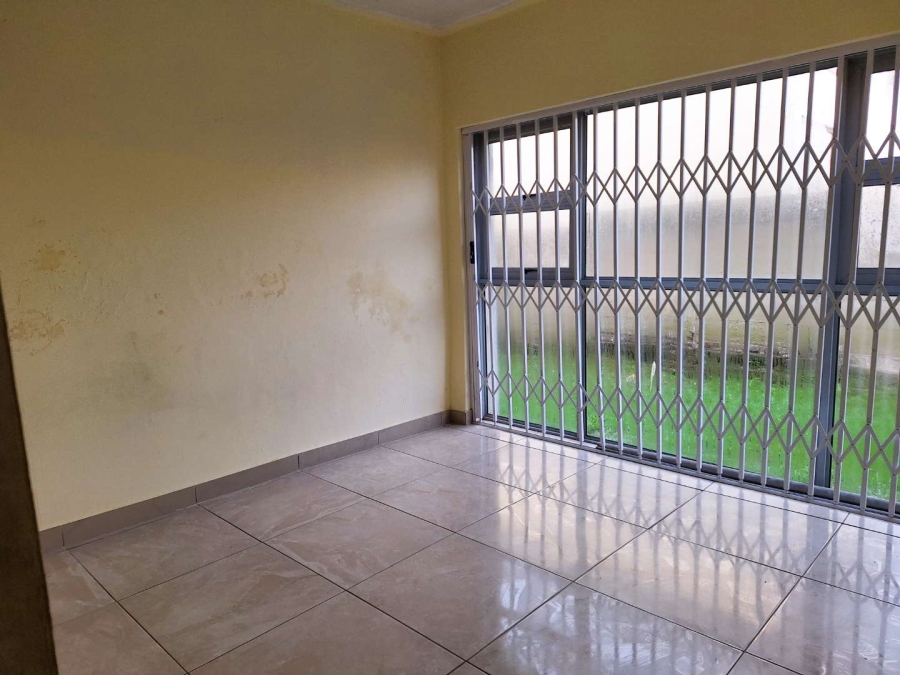 1 Bedroom Property for Sale in Southernwood Eastern Cape